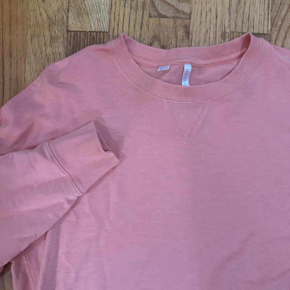 TravisMathew Women Pink Crewneck Sweatshirt Long Sleeve Pullover Size M